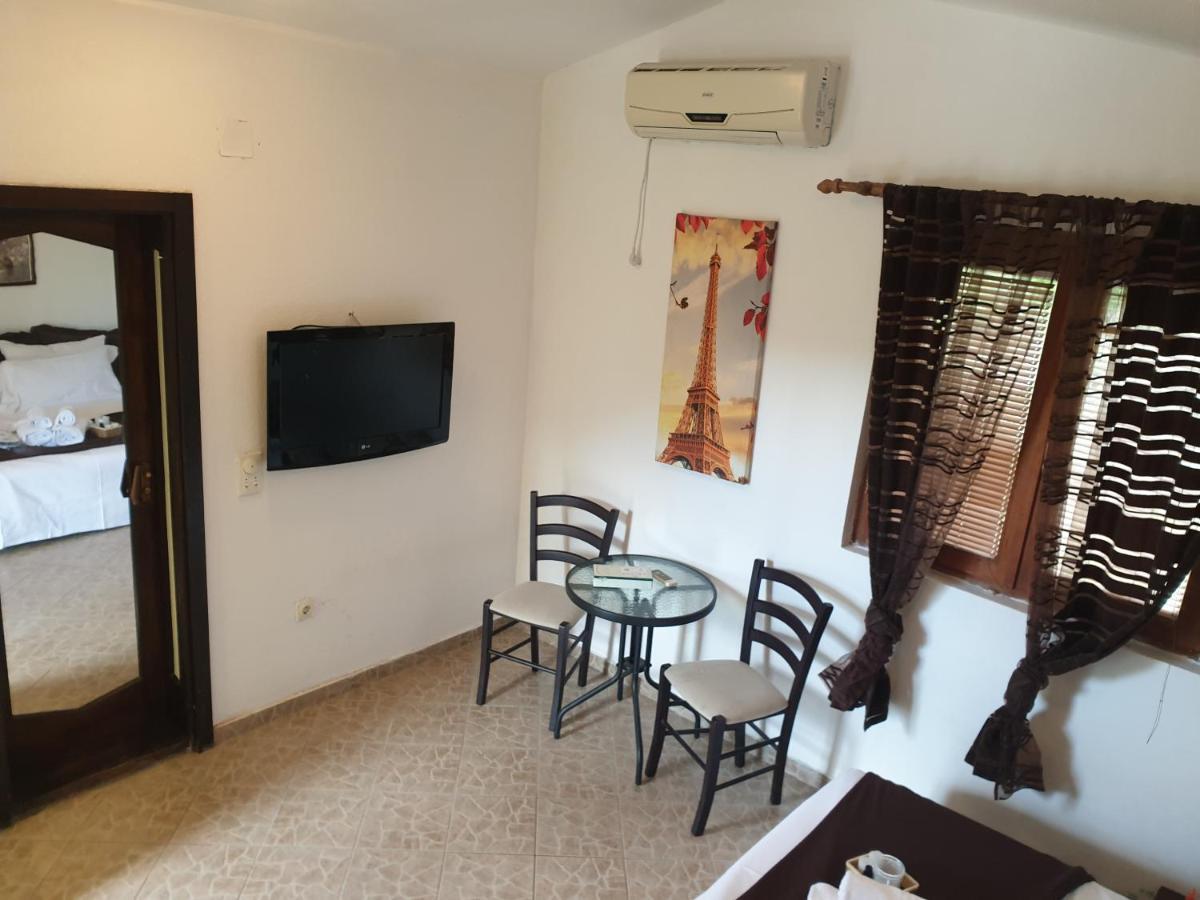 Mijailovic Apartmani Kaluderac Bagian luar foto